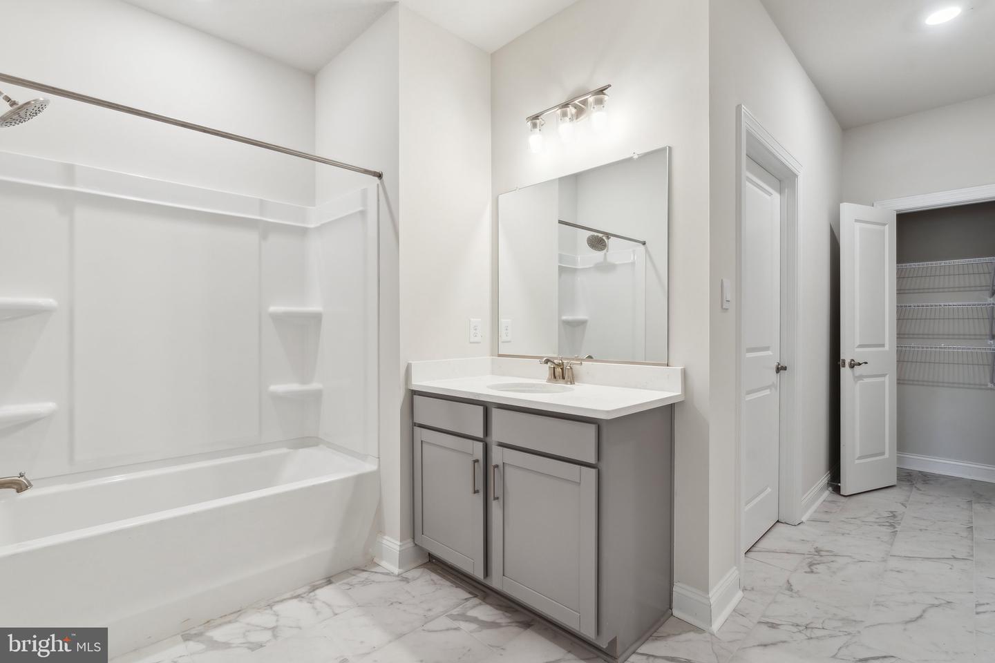 1316 Treviso Bay Property Photo 31