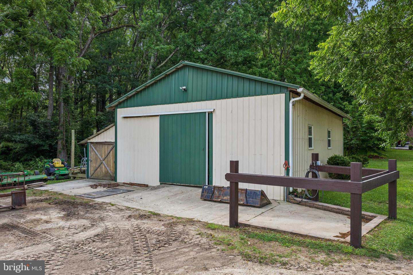 2016 Forge Rd Property Photo 33