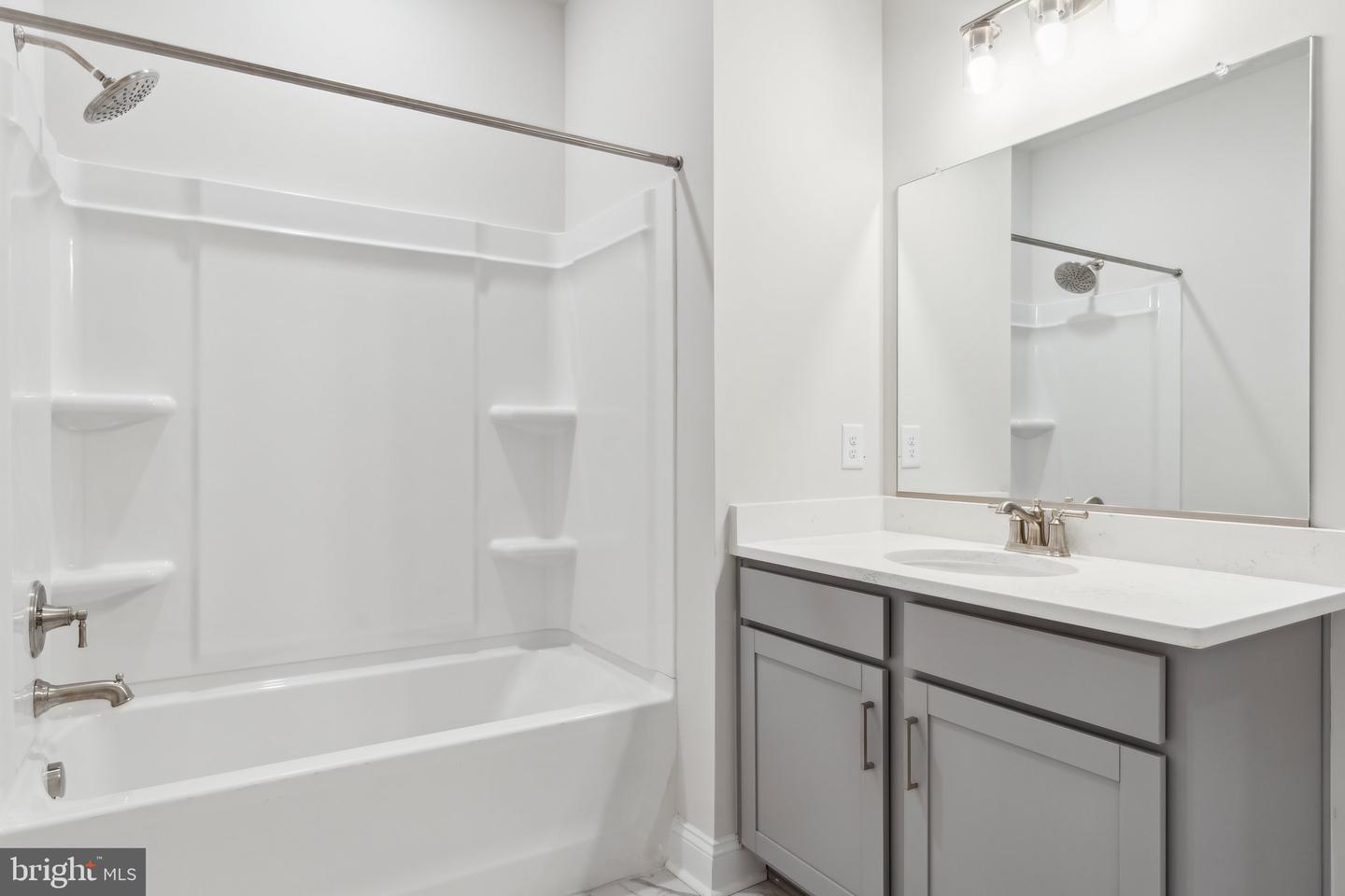1268 Treviso Bay Property Photo 30