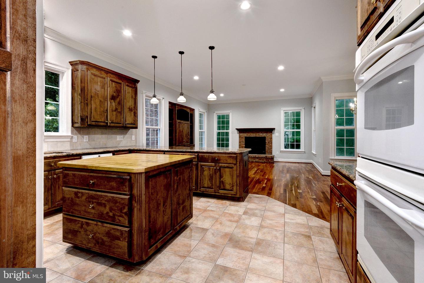 2076 Harpers Mill Rd Property Photo 14