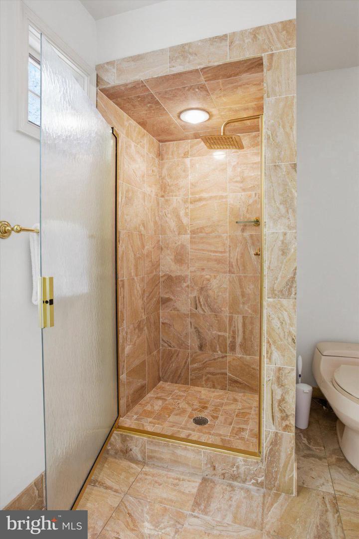 110 The Colony Property Photo 70