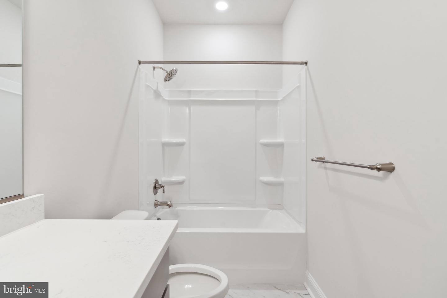 1256 Treviso Bay Property Photo 13