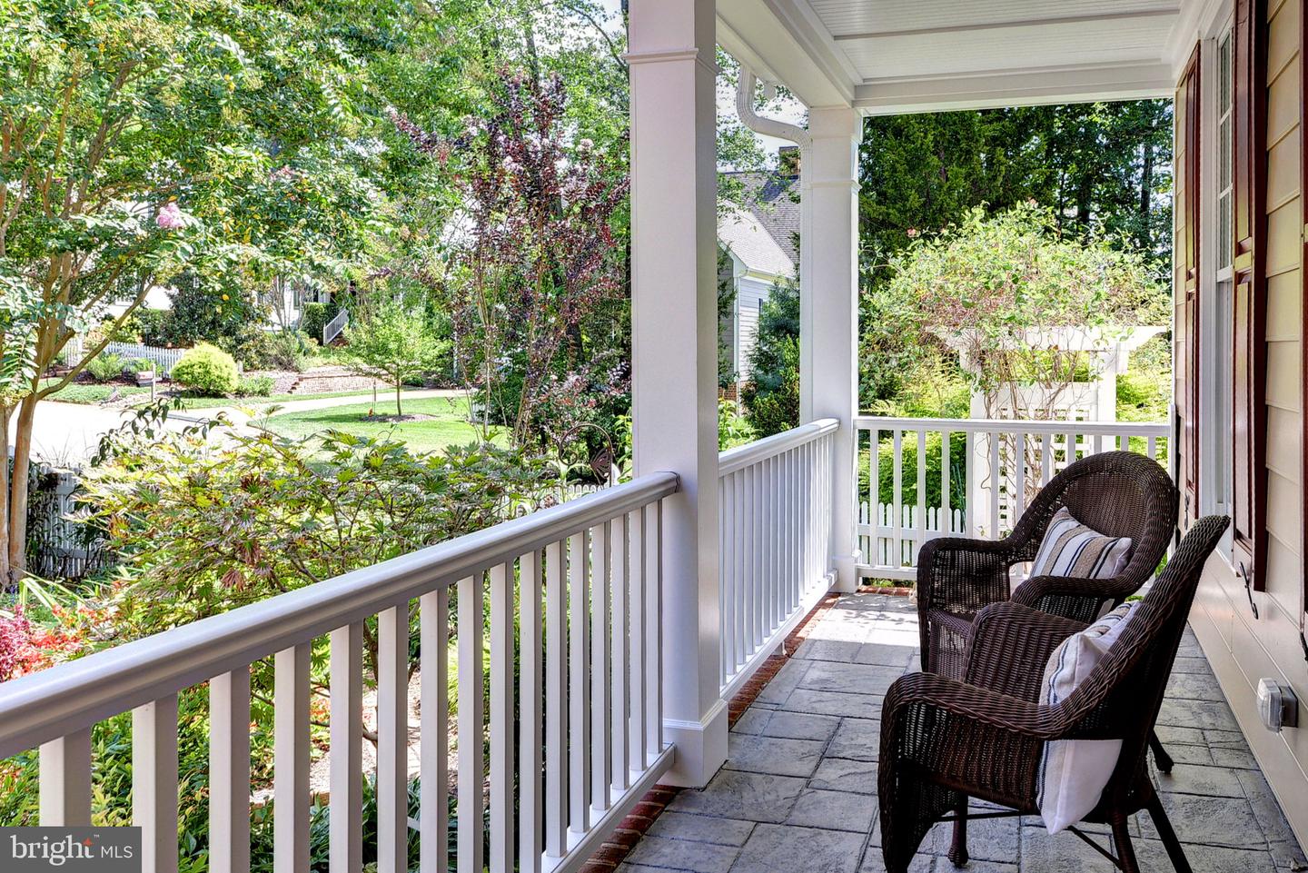 145 Hollinwell Property Photo 10