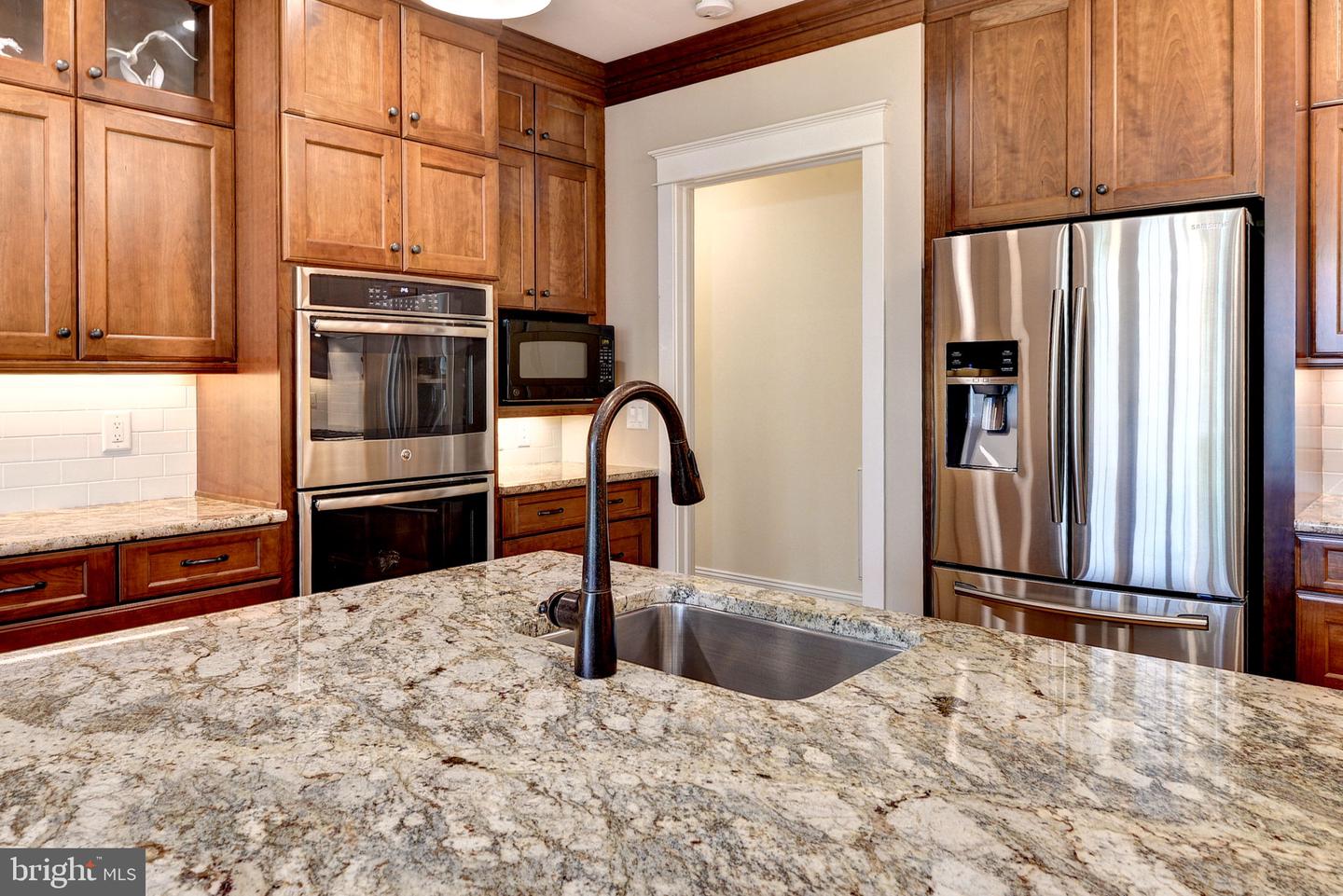 145 Hollinwell Property Photo 22