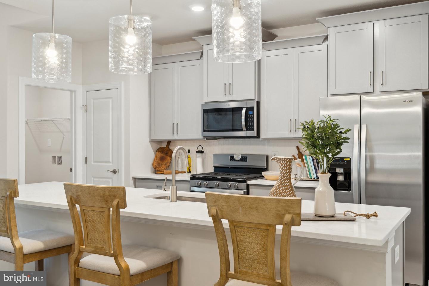 1328 Treviso Bay Property Photo 7