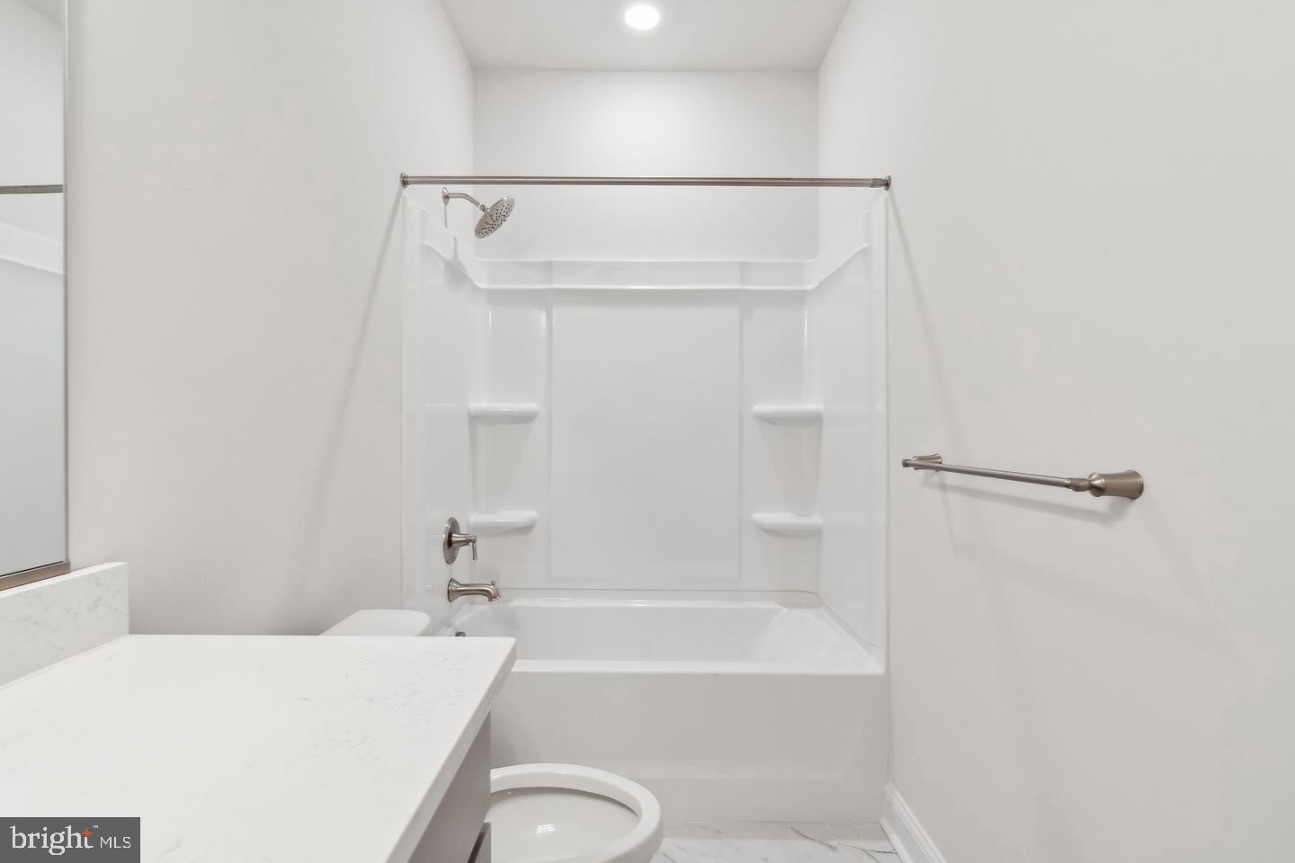 1328 Treviso Bay Property Photo 13