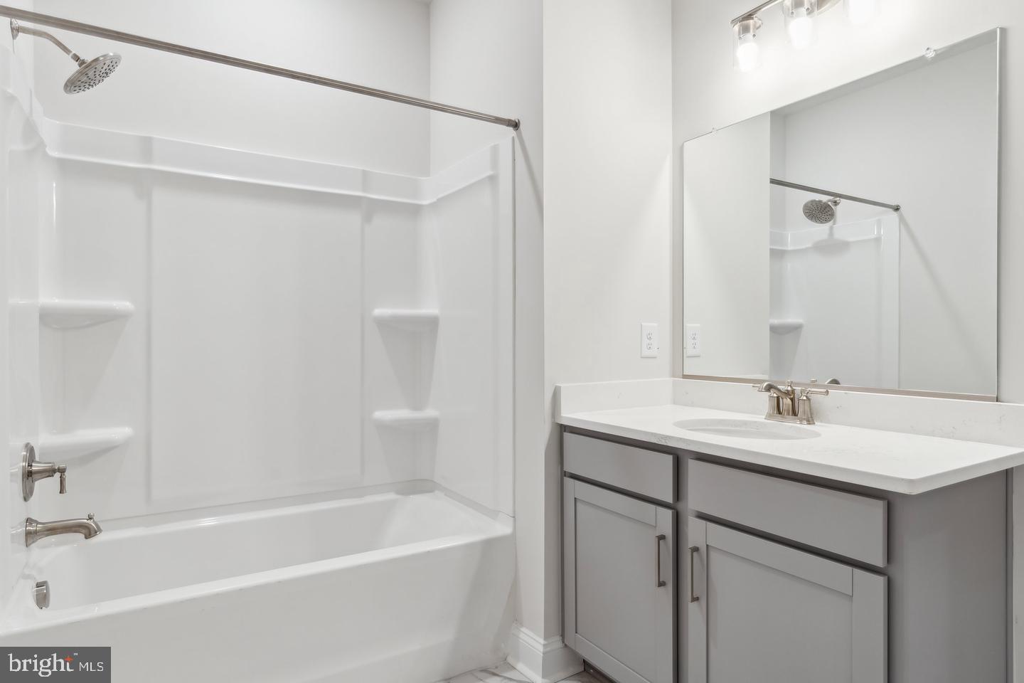 1328 Treviso Bay Property Photo 30
