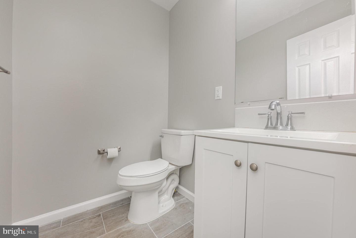 16028 Brickhouse Rd Property Photo 12