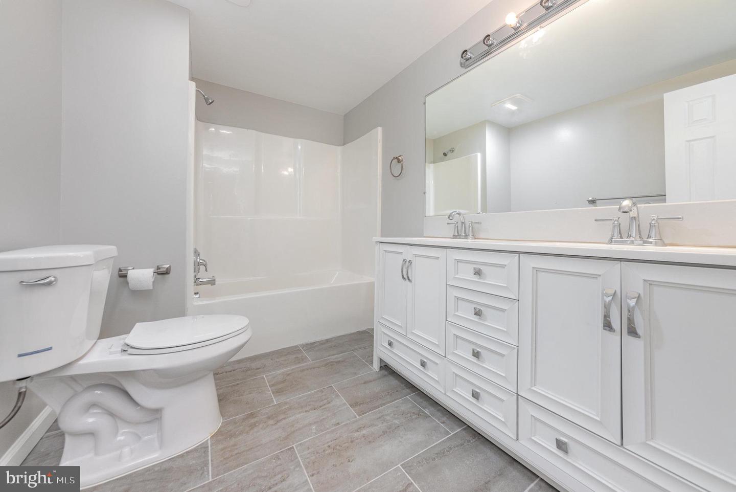 16028 Brickhouse Rd Property Photo 18