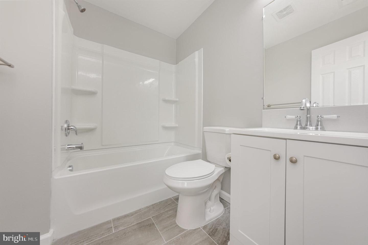16028 Brickhouse Rd Property Photo 19