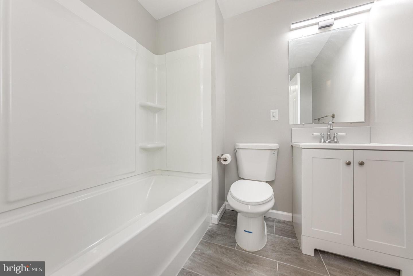 16028 Brickhouse Rd Property Photo 21