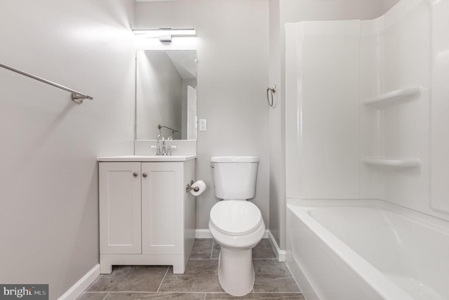 16028 Brickhouse Rd Property Photo 24