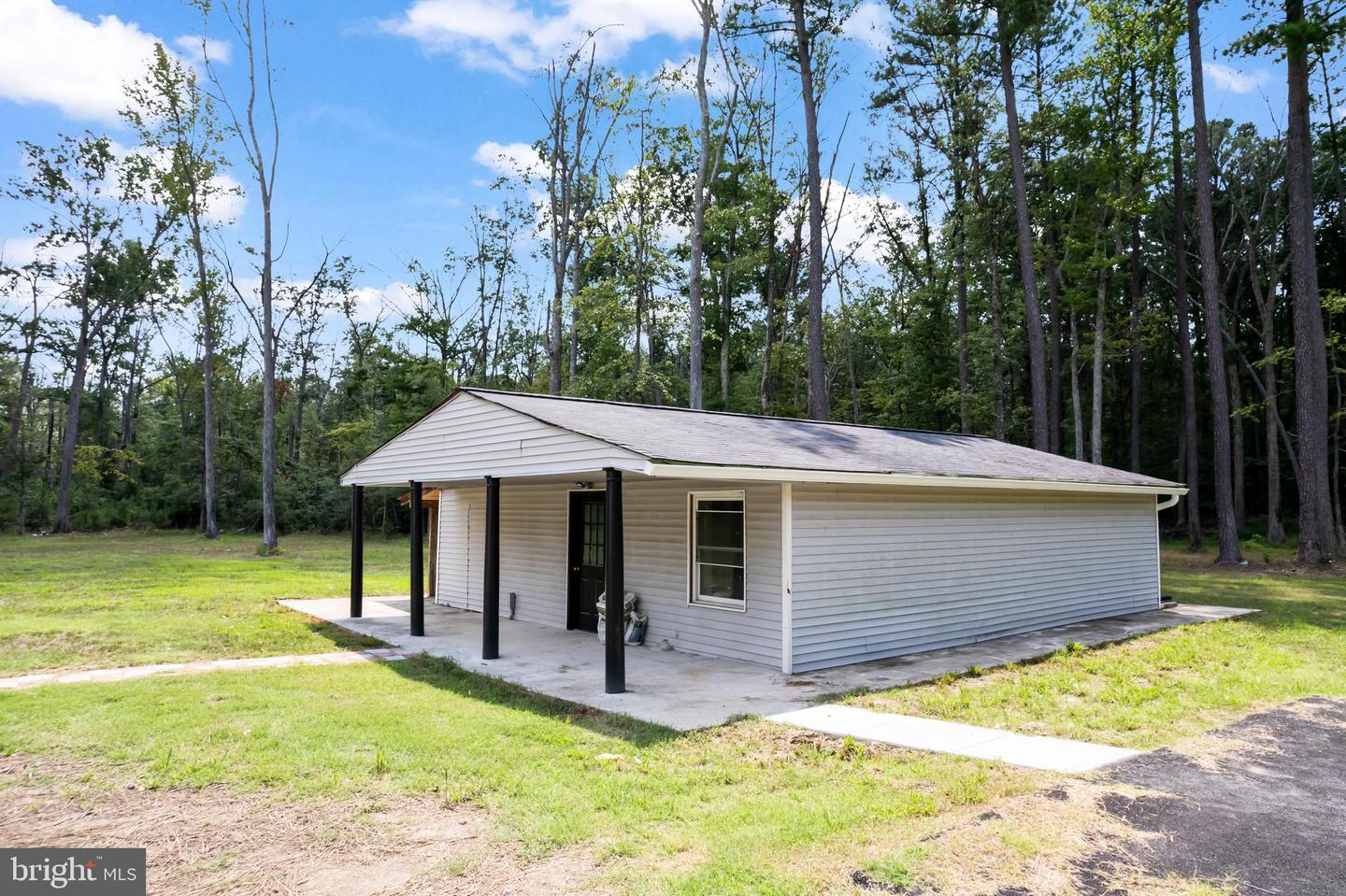 16028 Brickhouse Rd Property Photo 45