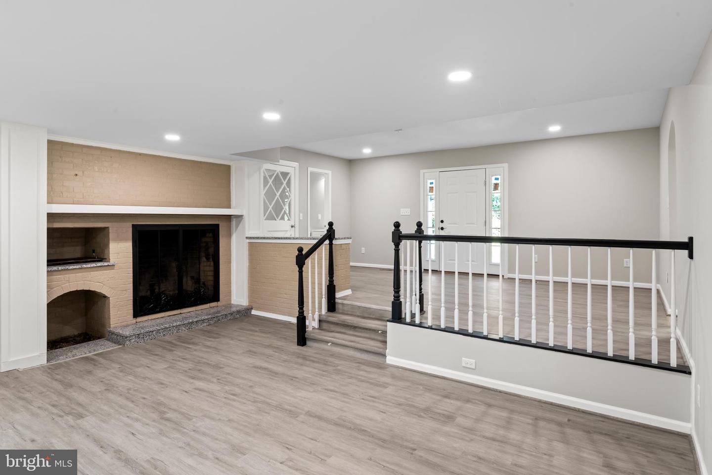 16028 Brickhouse Rd Property Photo 65