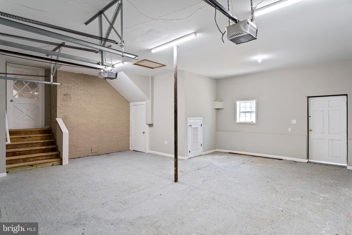 16028 Brickhouse Rd Property Photo 96