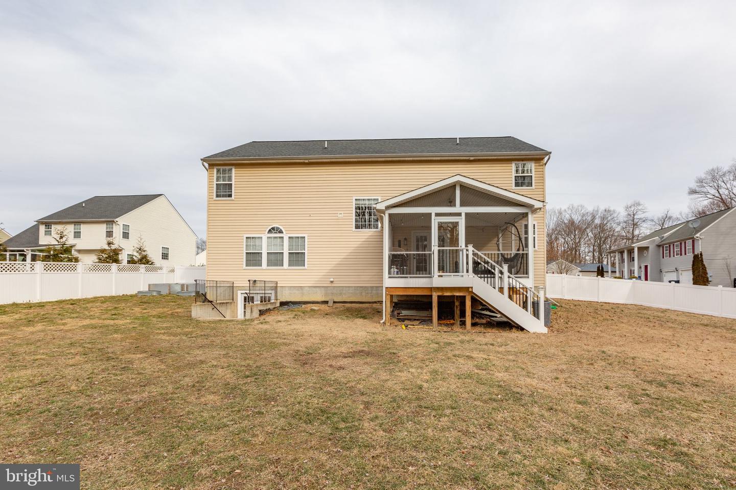 17134 Windward Ln Property Photo 52