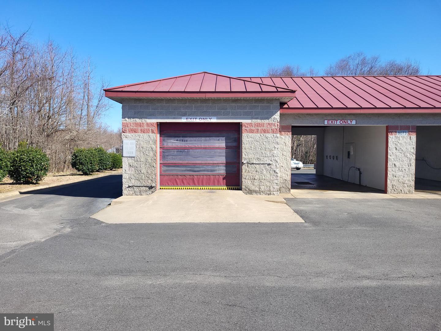 8073 Kings Hwy Property Photo