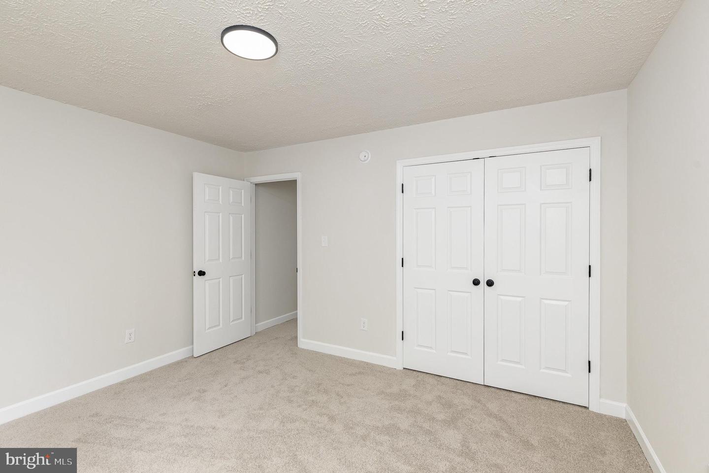 9076 Strawberry Hill Road Property Photo 14