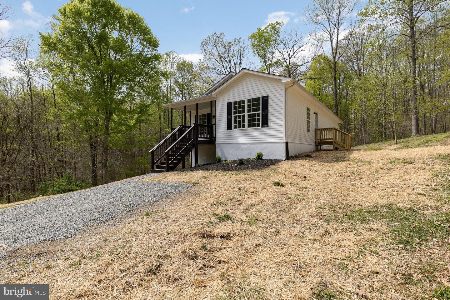 9076 Strawberry Hill Road Property Photo 24