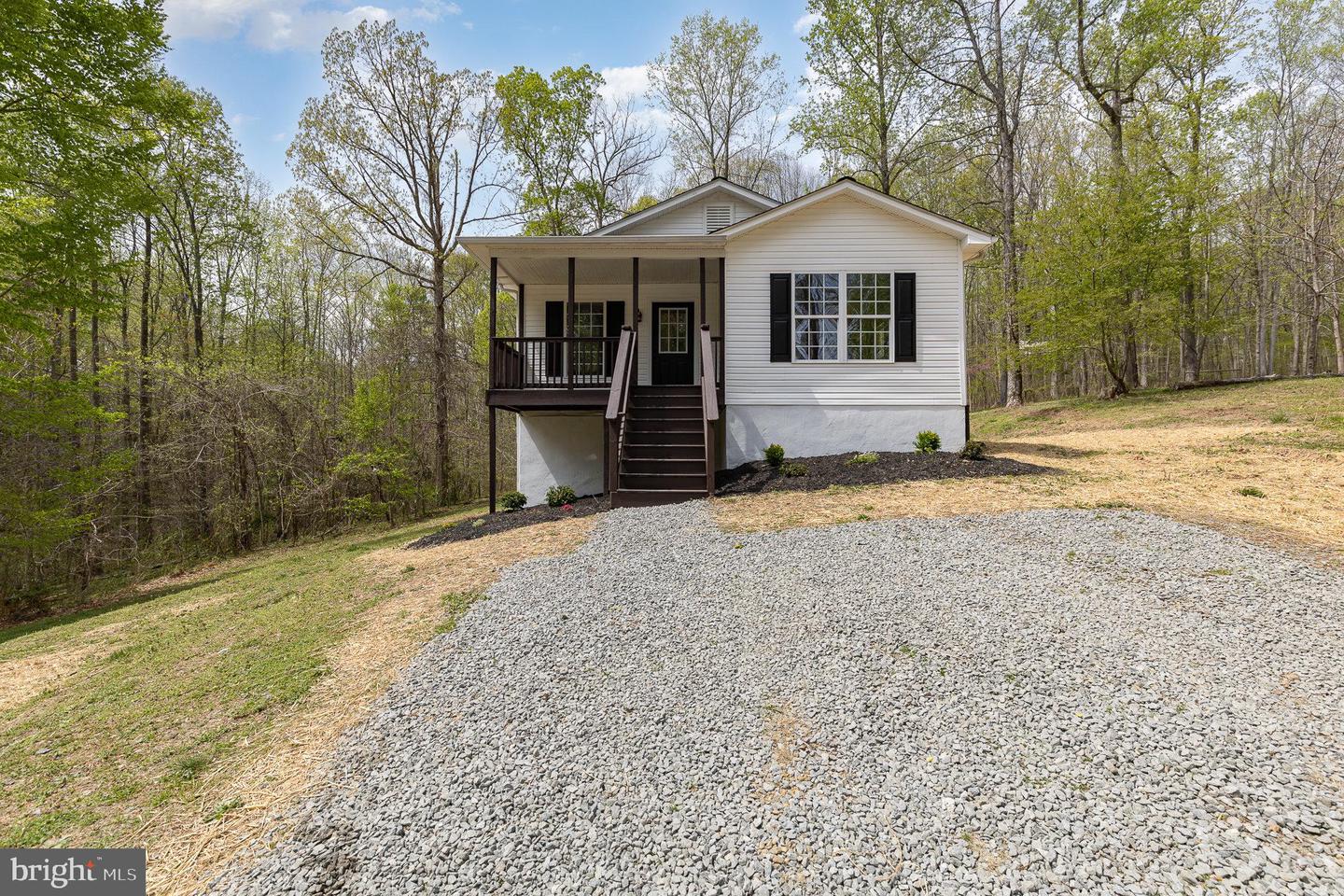 9076 Strawberry Hill Road Property Photo 25