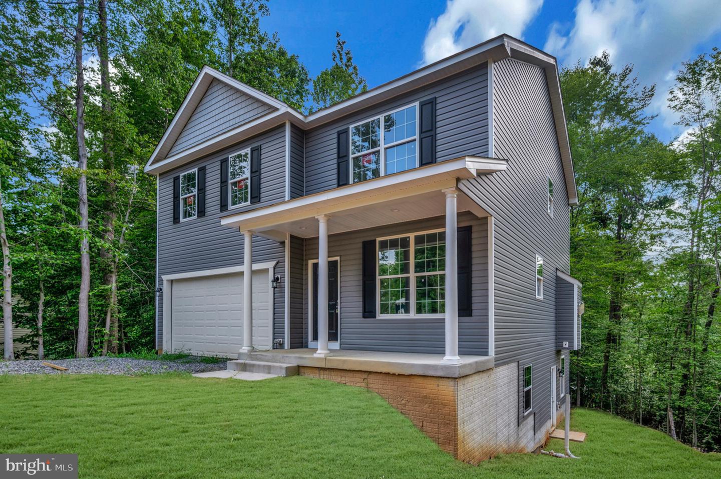 6077 Hamlin Cir Property Photo 4
