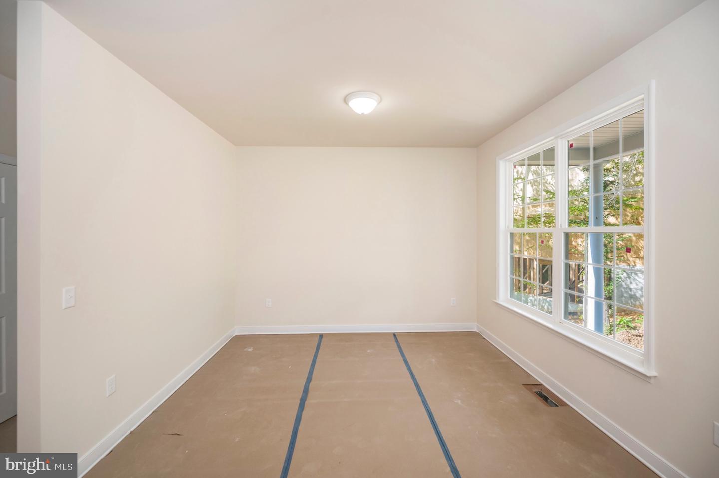 6077 Hamlin Cir Property Photo 10