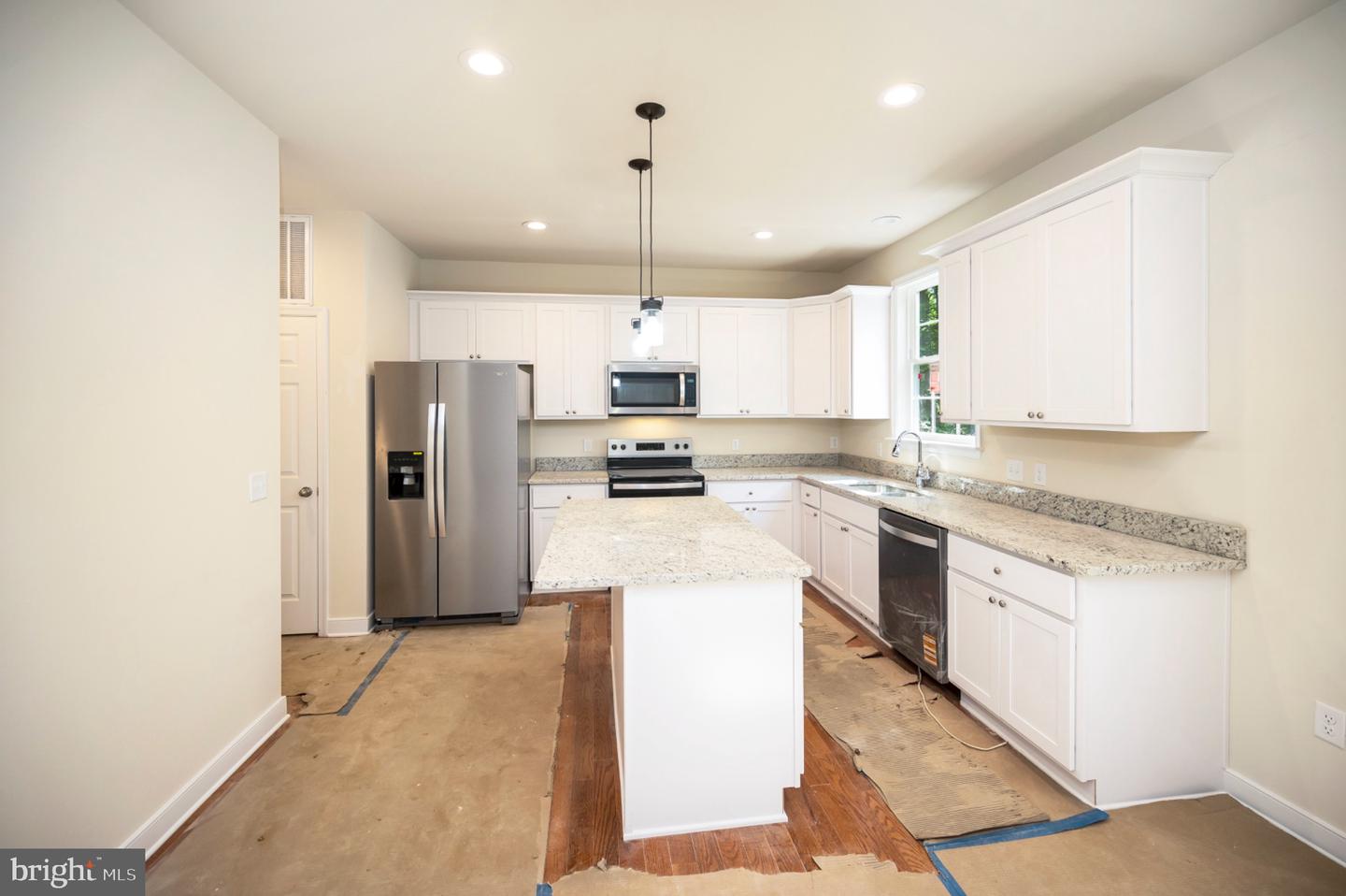 6077 Hamlin Cir Property Photo 19
