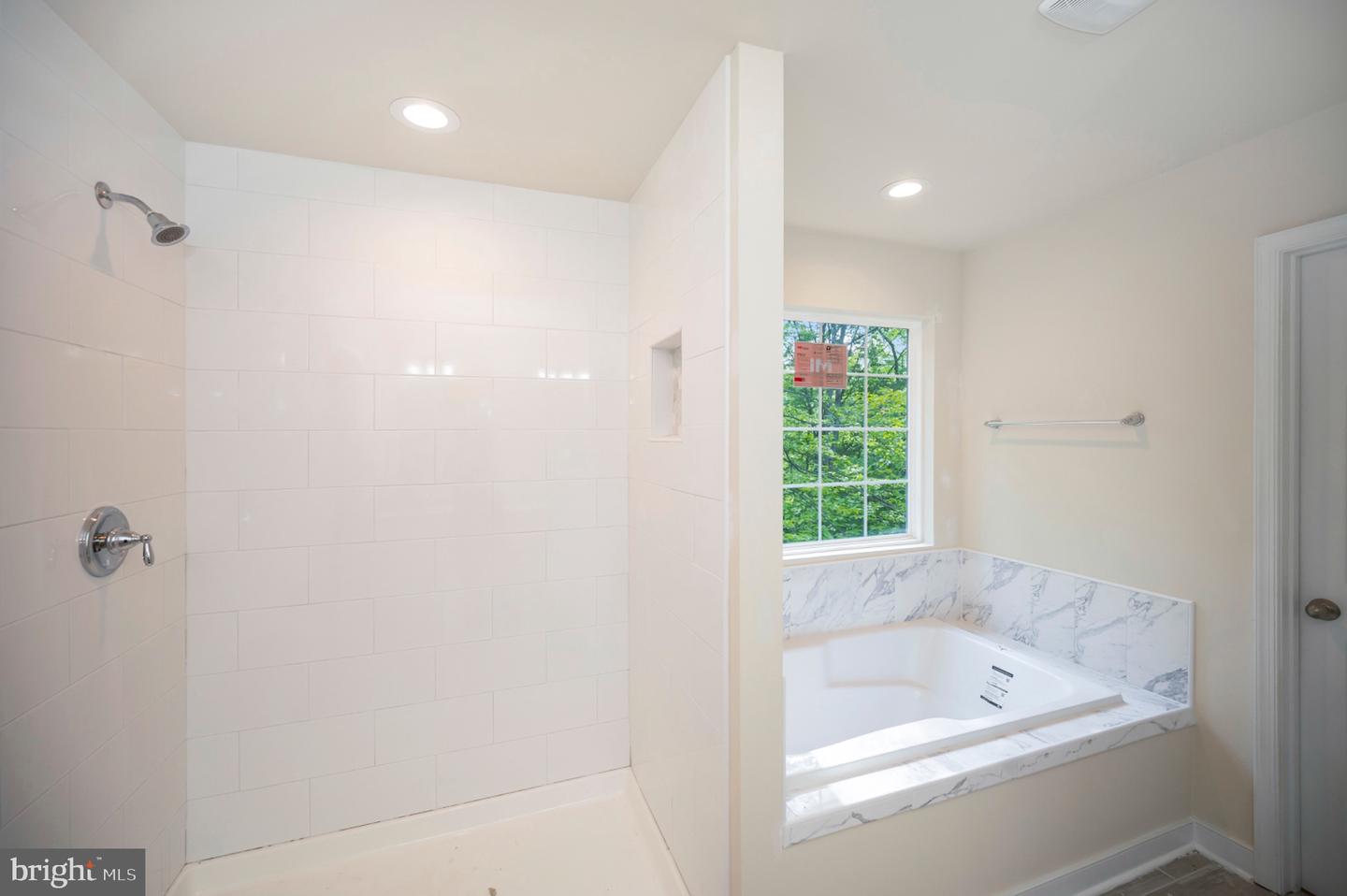 6077 Hamlin Cir Property Photo 28