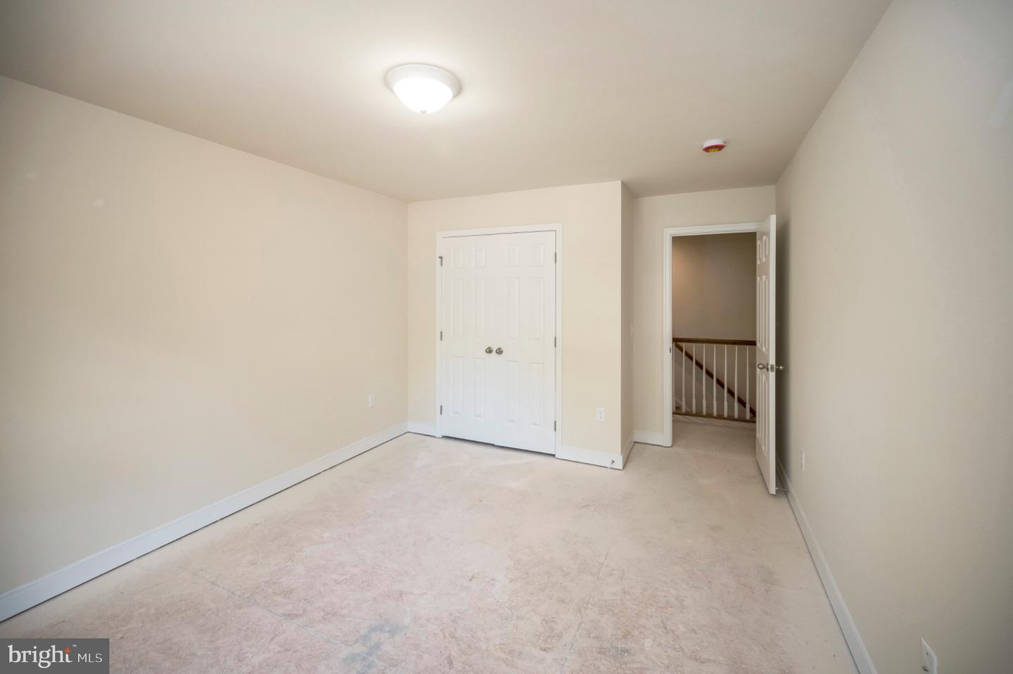 6077 Hamlin Cir Property Photo 33
