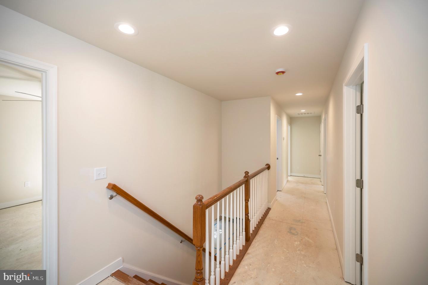 6077 Hamlin Cir Property Photo 35