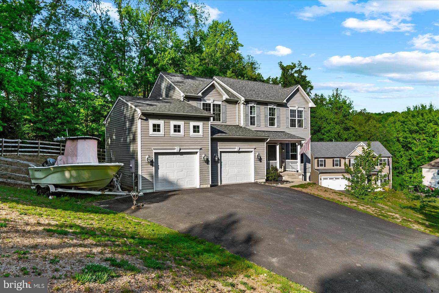 6731 Ginseng Ln Property Photo 3