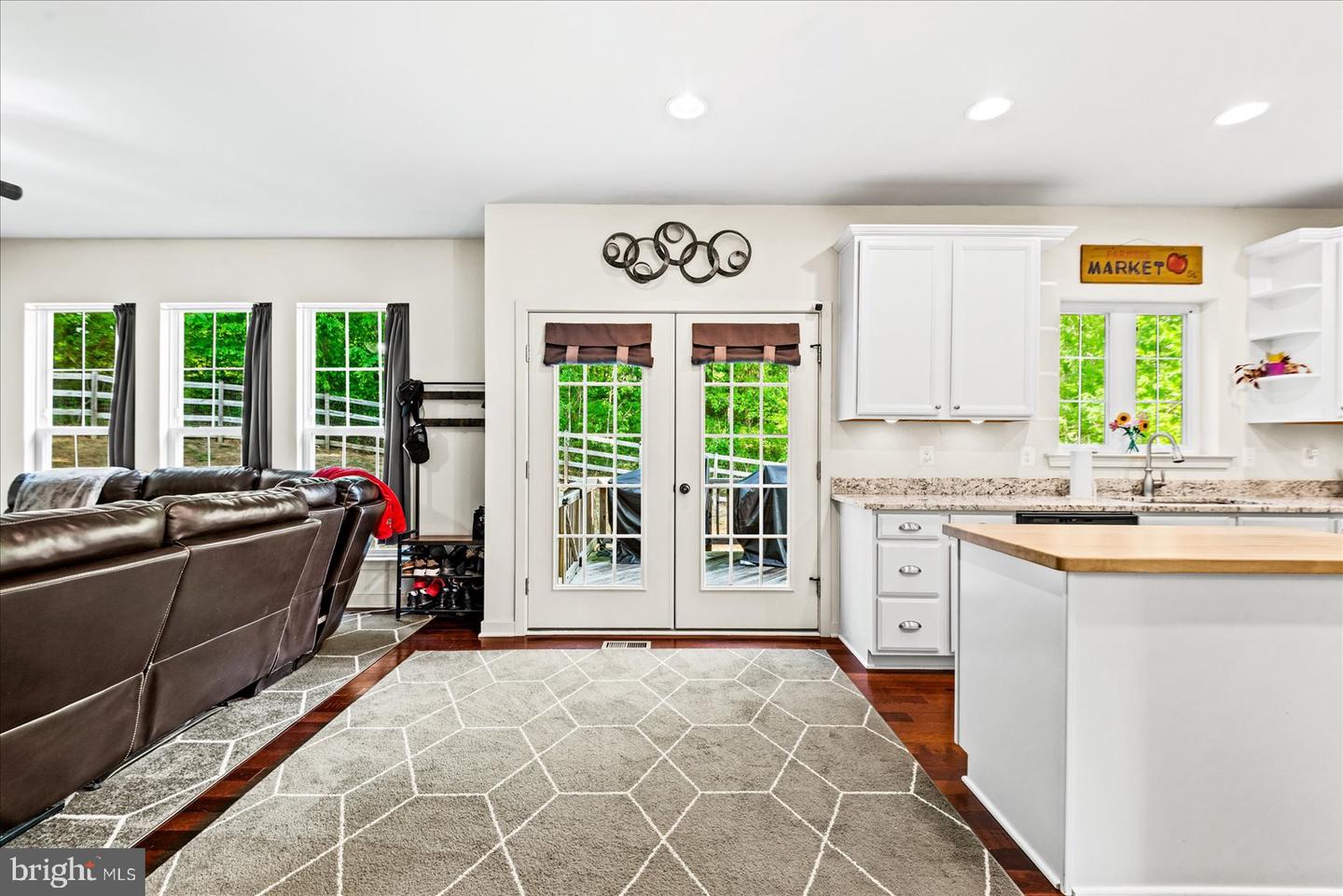 6731 Ginseng Ln Property Photo 17