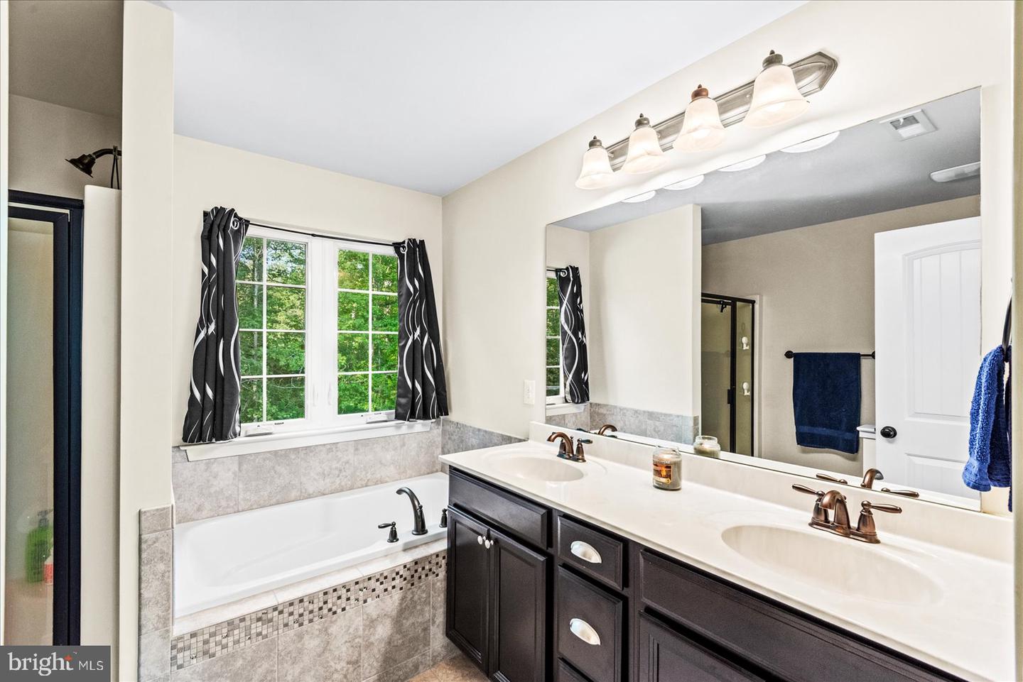 6731 Ginseng Ln Property Photo 27