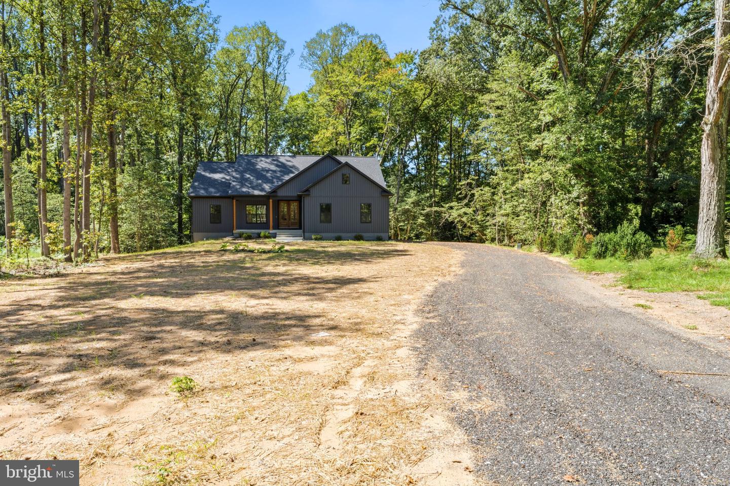8138 Windsor Dr. Property Photo 3