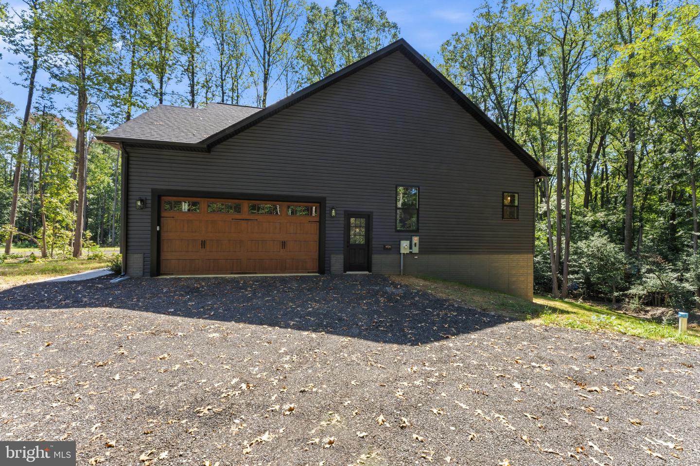 8138 Windsor Dr. Property Photo 7