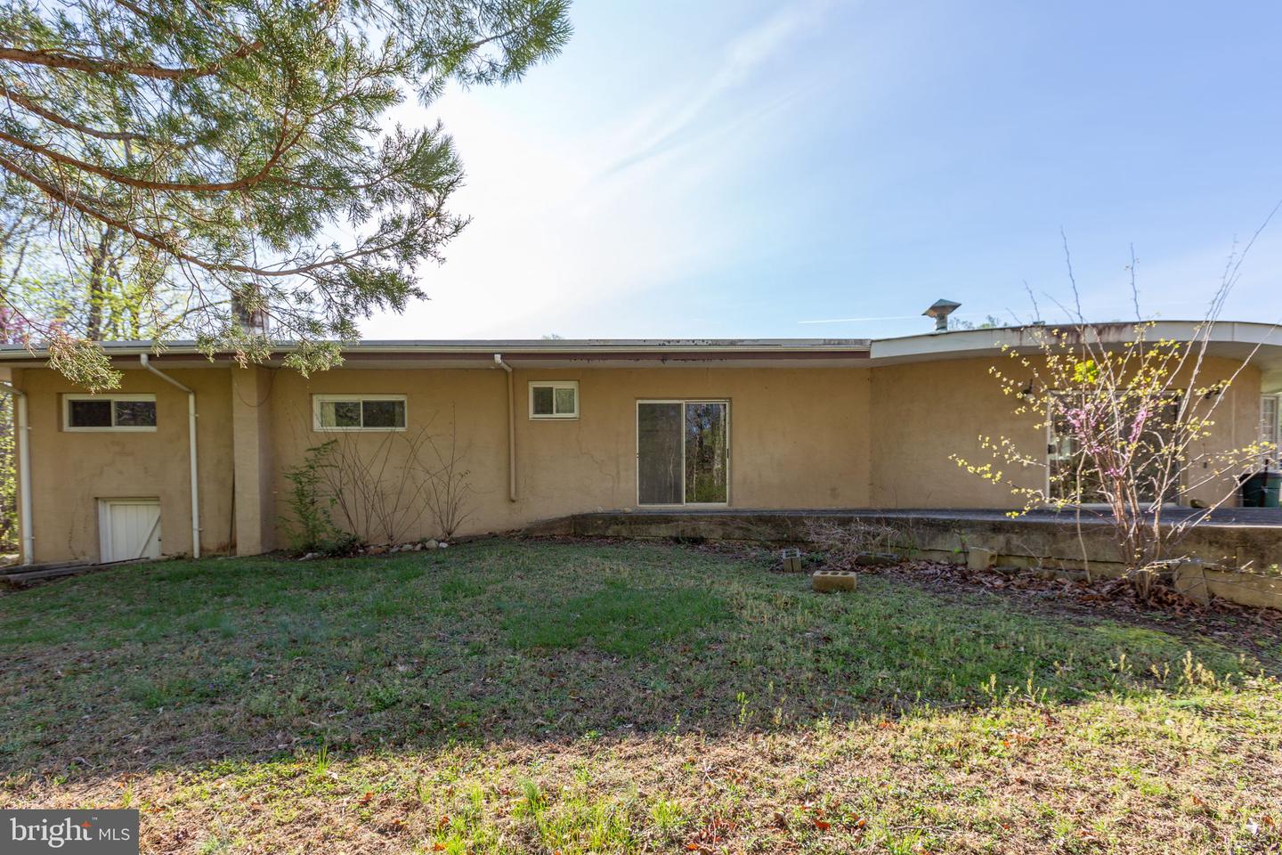 8294 And 8286 James Madison Pkwy Property Photo 19