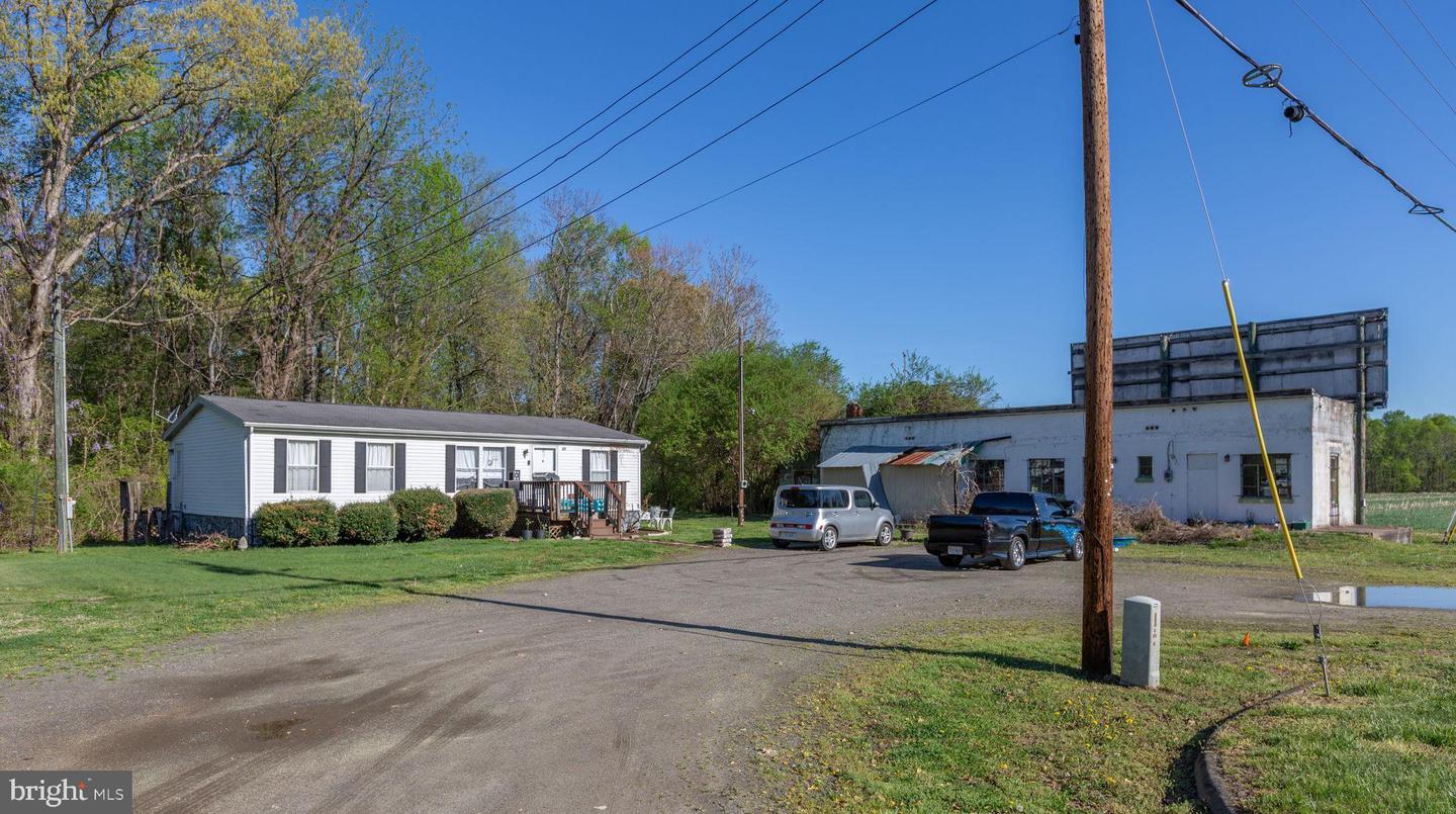 8294 And 8286 James Madison Pkwy Property Photo 24