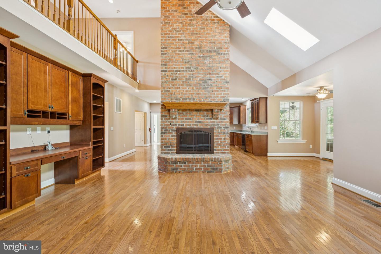 8612 Sandy Beach Ln Property Photo 13