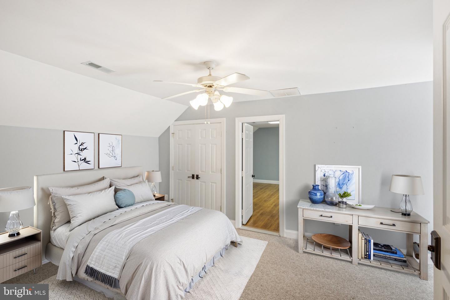 8612 Sandy Beach Ln Property Photo 39