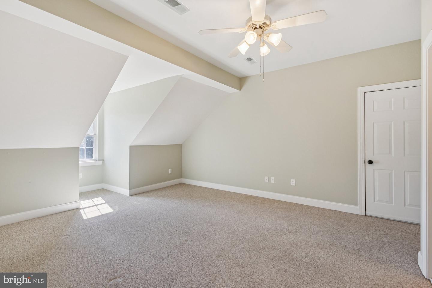 8612 Sandy Beach Ln Property Photo 48