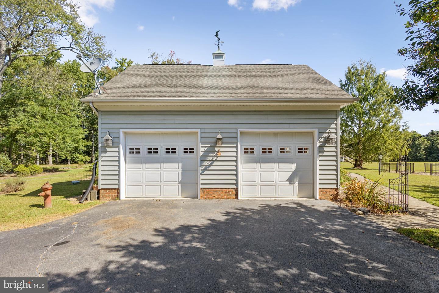 8612 Sandy Beach Ln Property Photo 78