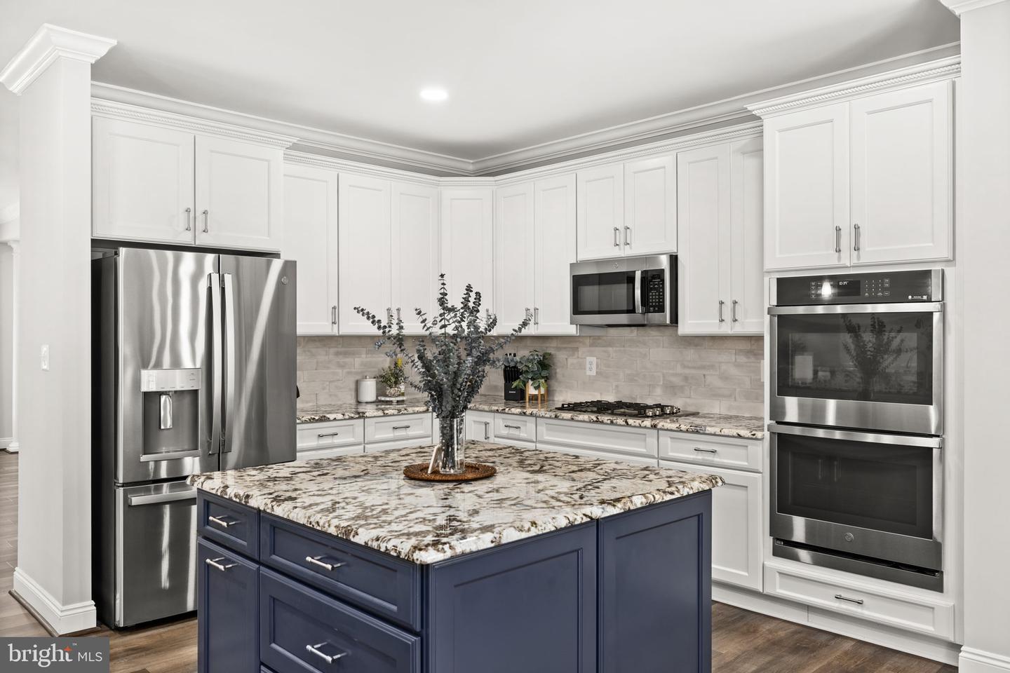 10776 Wisteria Ln Property Photo 12