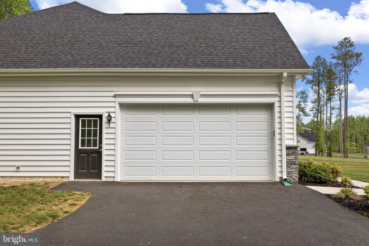 10776 Wisteria Ln Property Photo 40