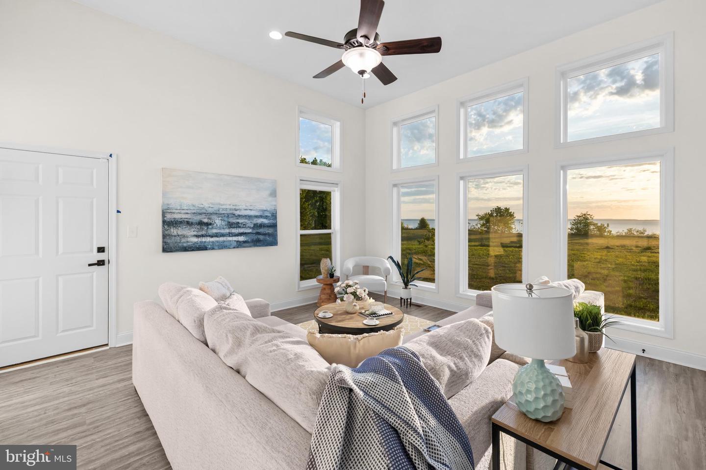 8641 Sandy Beach Ln Property Photo 19