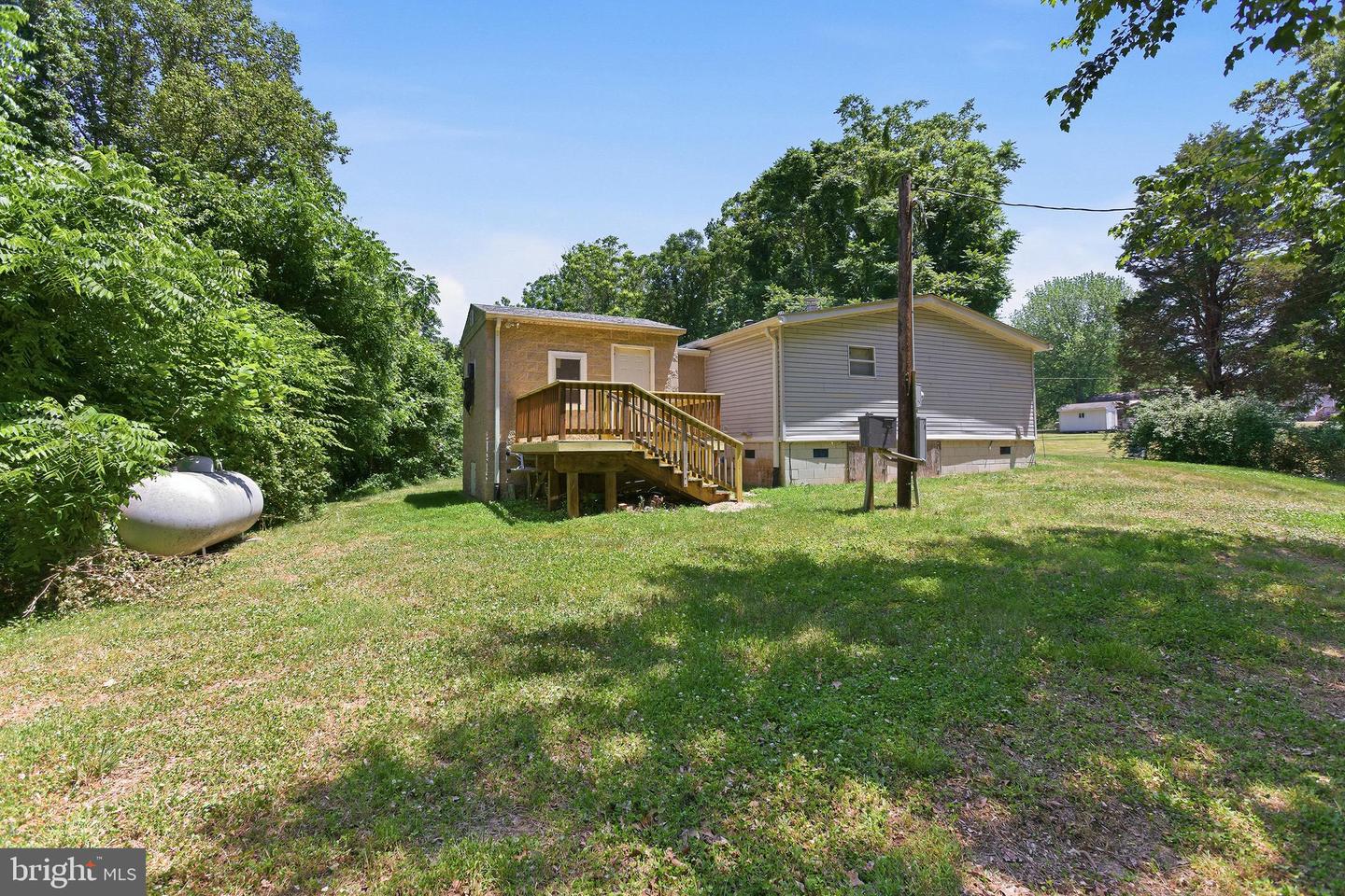 2094 Kelsey Ct Property Photo 29