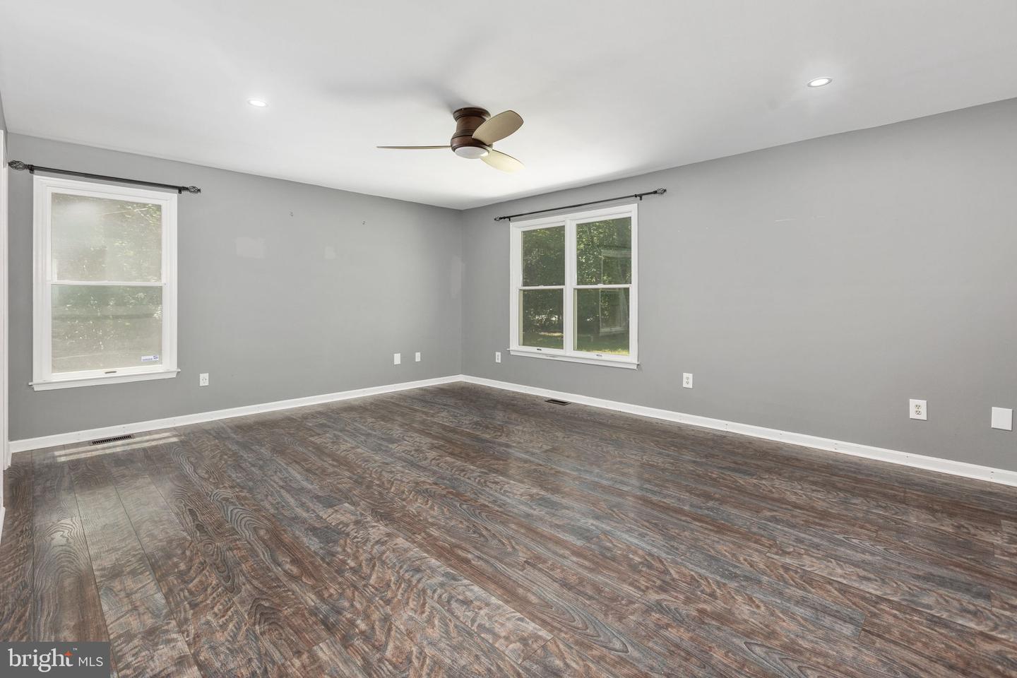 2381 Nancy Ln Property Photo 44