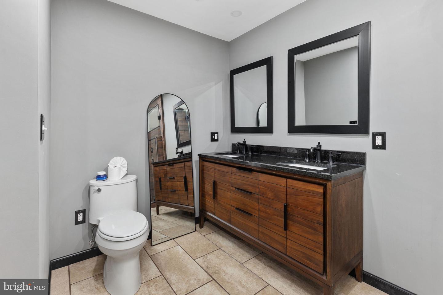 2381 Nancy Ln Property Photo 49
