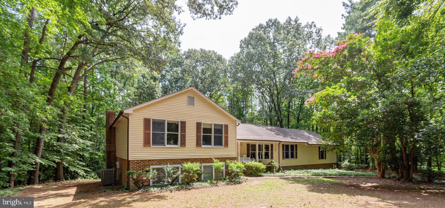 7347 Jackson Dr Property Photo 1