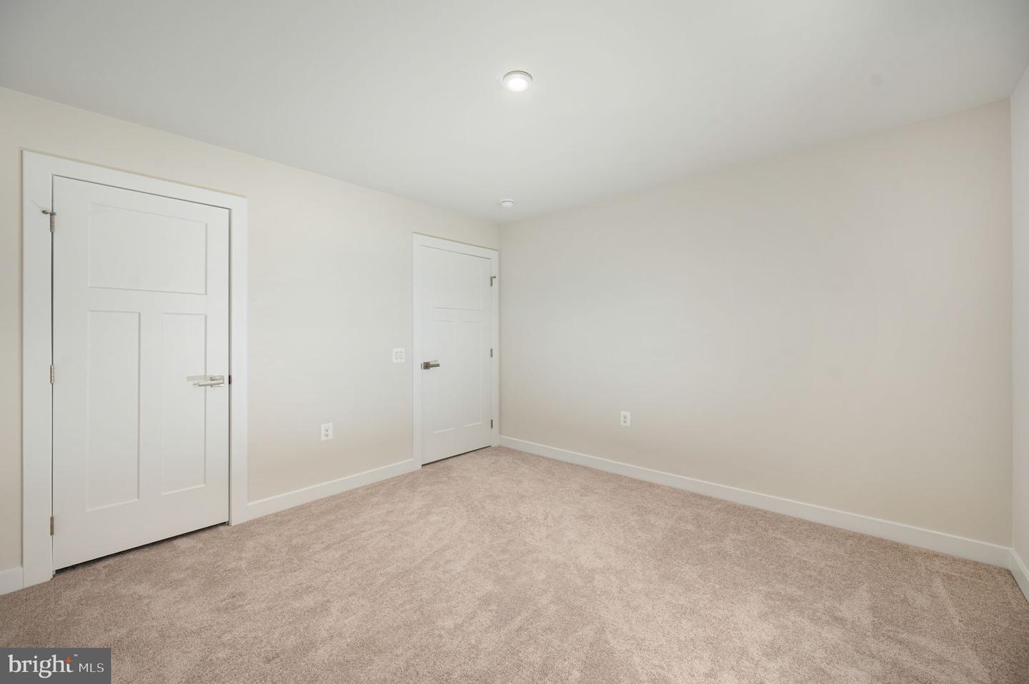7106 Bagpipe Ln Property Photo 14