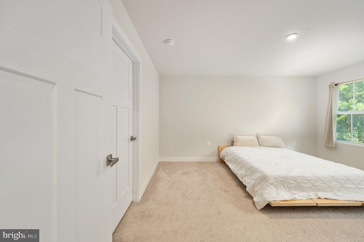7106 Bagpipe Ln Property Photo 29